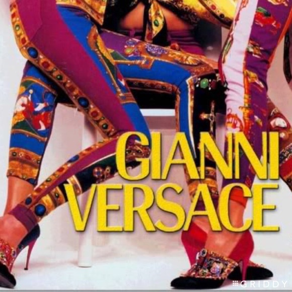 Like = first to know about sample sale a la my closet :) - Picture 3 of 6